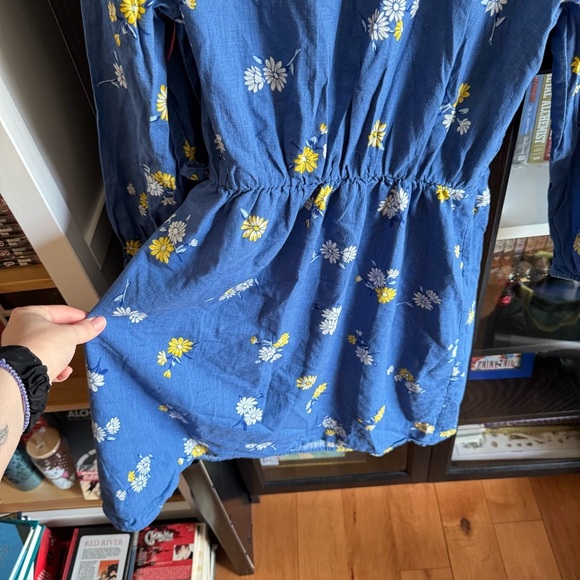 Old Navy Floral Blue Wrap Dress - Picture 9 of 13